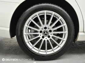 Mercedes-Benz E 220 4MATIC, снимка 16