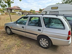  Ford Escort