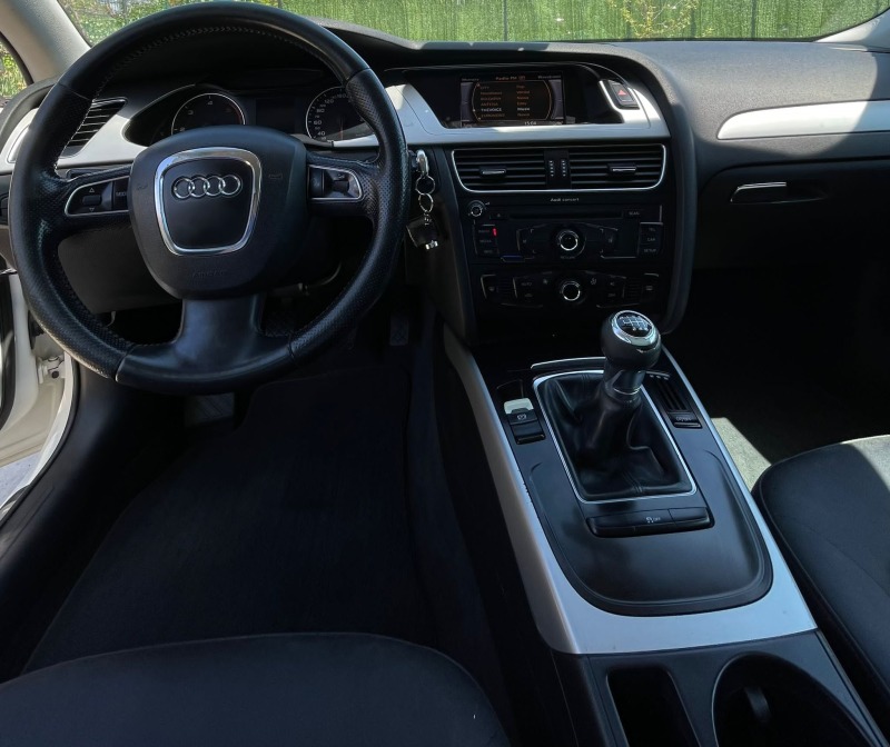Audi A4, снимка 8 - Автомобили и джипове - 44756091