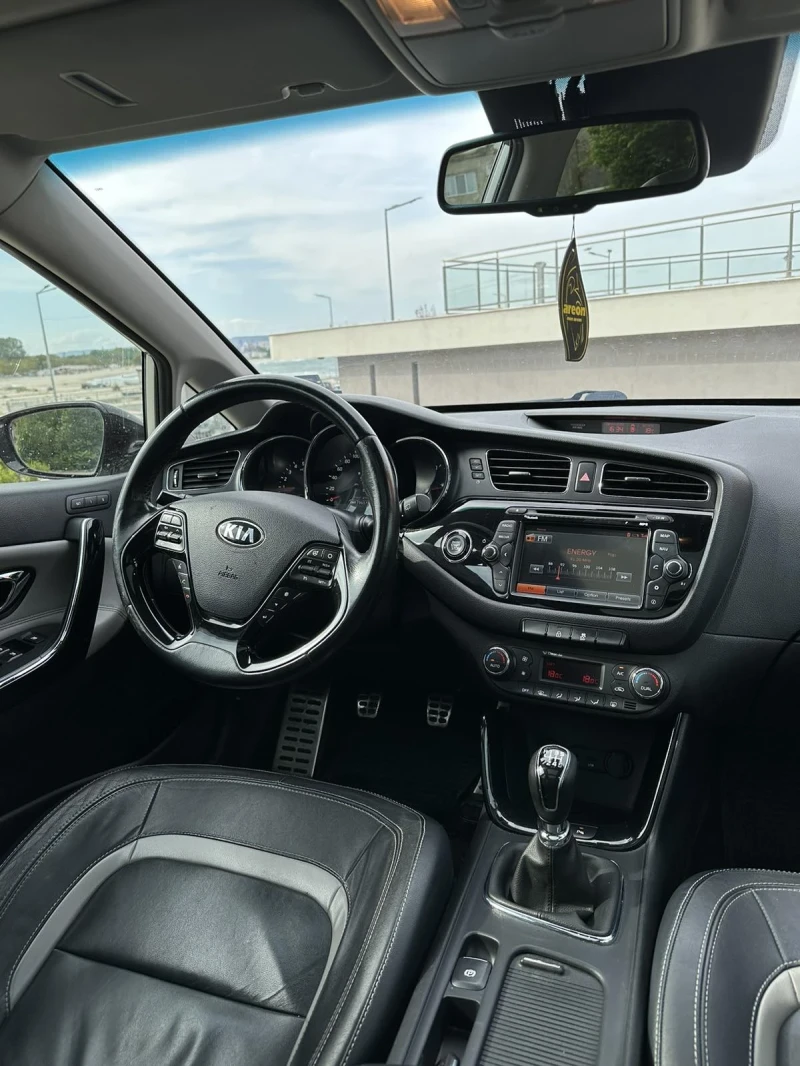 Kia Ceed 1.6 CRDI 128, снимка 7 - Автомобили и джипове - 47321228