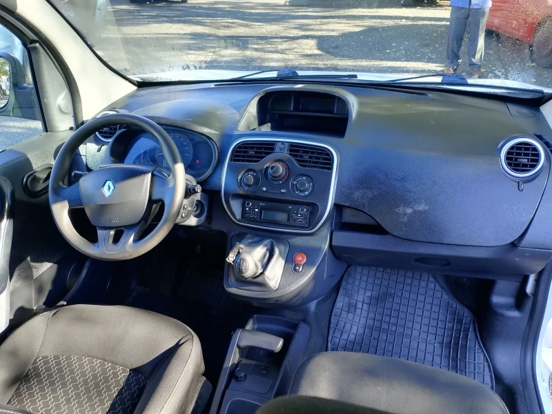 Renault Kangoo, снимка 12 - Автомобили и джипове - 47794365