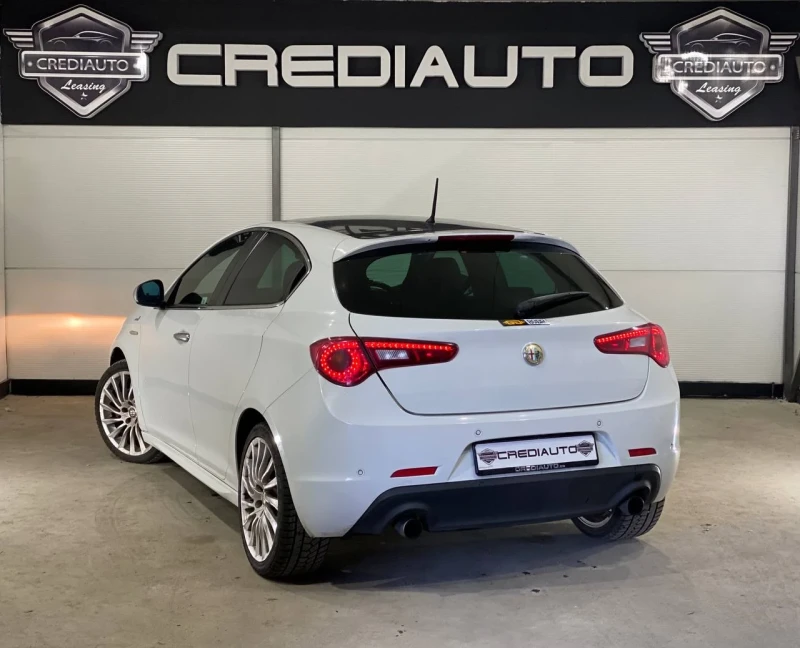 Alfa Romeo Giulietta 2.0D, снимка 4 - Автомобили и джипове - 48420787