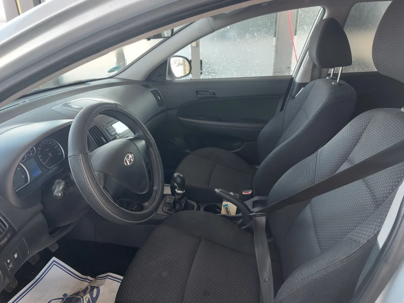 Hyundai I30 1.6 дизел фейс , снимка 11 - Автомобили и джипове - 49147156