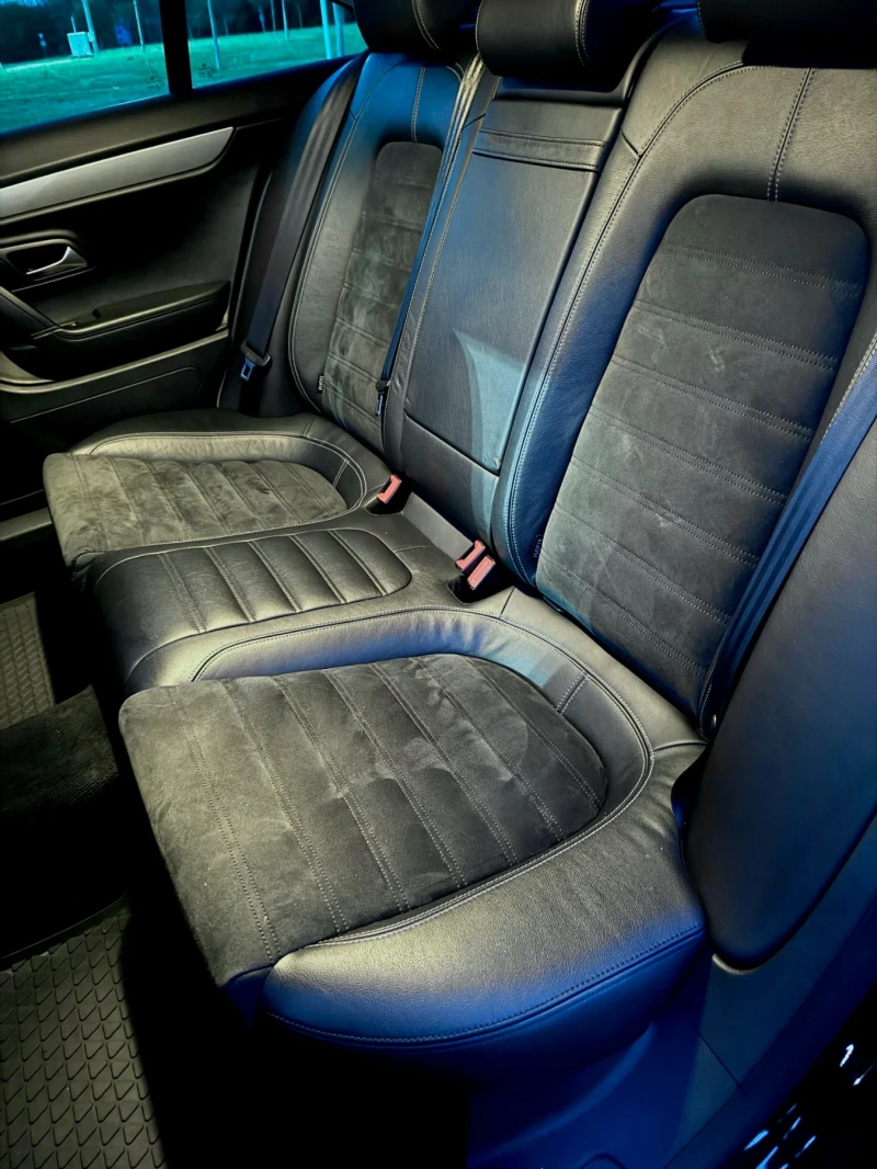 VW CC 2.0 TDI R-Line 4Motion/DSG/DISTRONIC/LED/Kamera, снимка 11 - Автомобили и джипове - 52435302