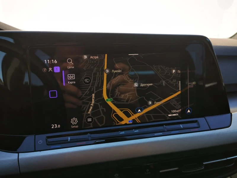 VW Golf 8 Life 2.0 TDI SCR, снимка 13 - Автомобили и джипове - 52844653