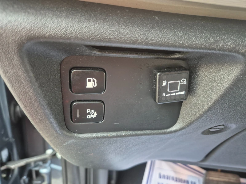 Citroen C4 Picasso 2.0i GAS, 140k.s., снимка 15 - Автомобили и джипове - 52085559