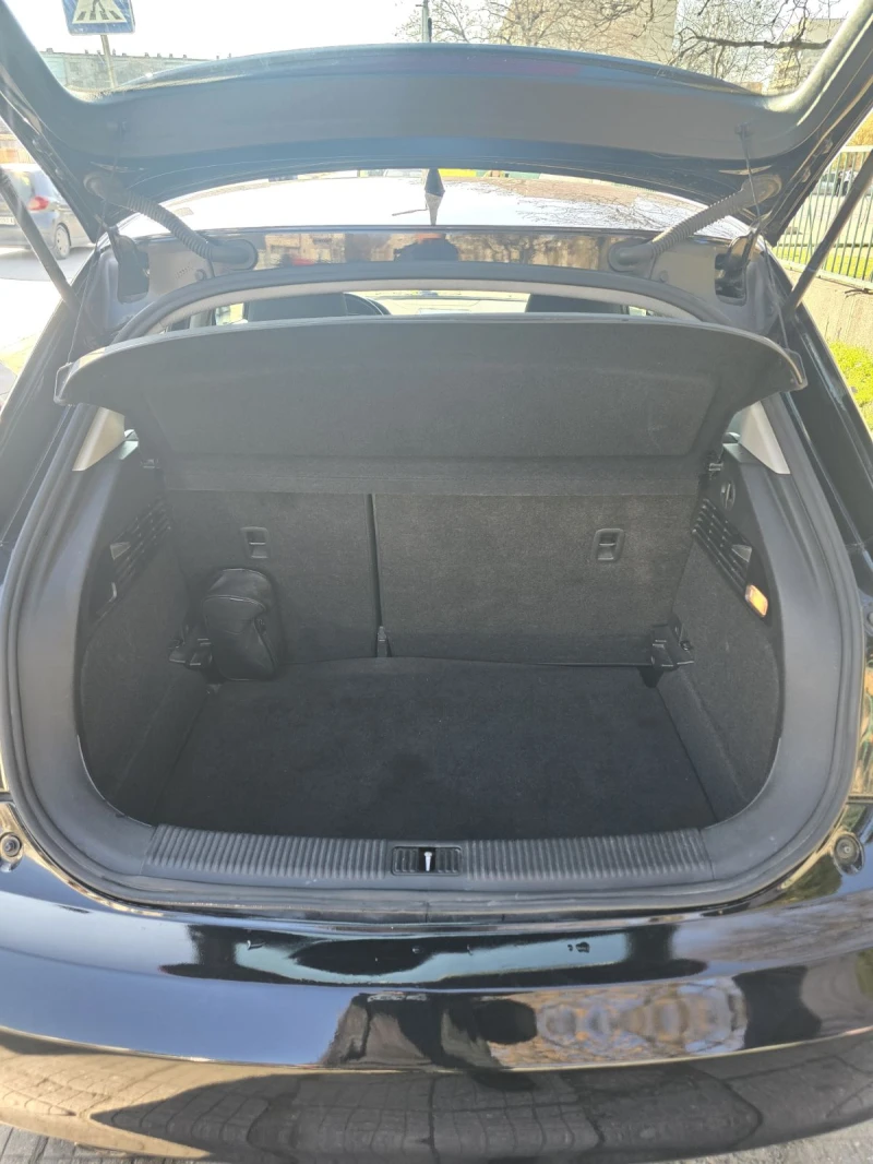 Audi A1, снимка 10 - Автомобили и джипове - 52706864