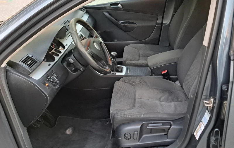 VW Passat 1.8/TSI/6с.к., снимка 7 - Автомобили и джипове - 53061817