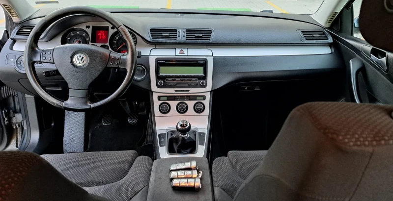 VW Passat 1.8/TSI/6с.к., снимка 10 - Автомобили и джипове - 53061817