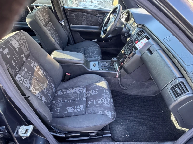 Mercedes-Benz E 290 На части, снимка 7 - Автомобили и джипове - 53112975