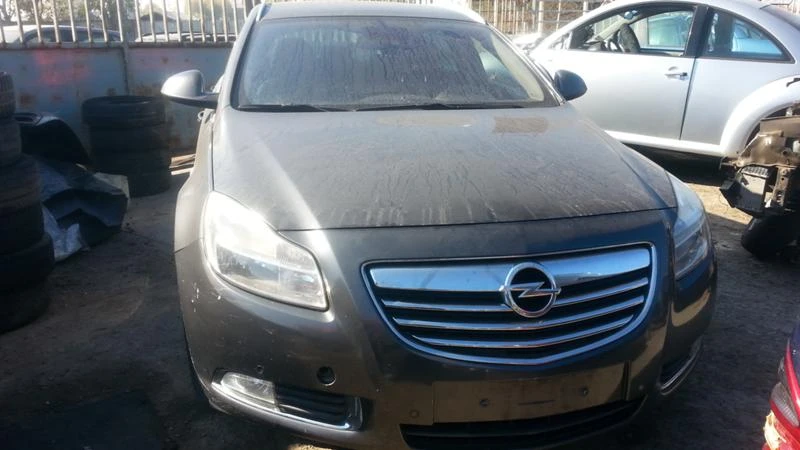 Opel Insignia 20CDTI 160PS, снимка 1 - Автомобили и джипове - 12427867