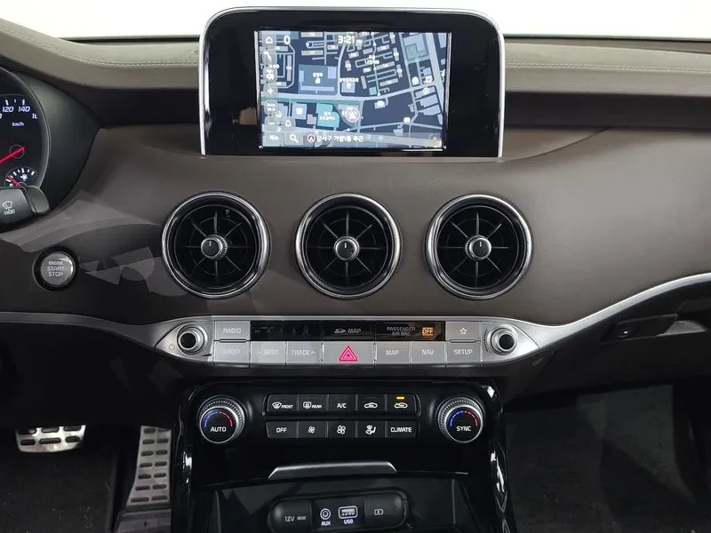 Kia Stinger 2.2 Diesel 2Wd Platinum, снимка 14 - Автомобили и джипове - 55900017