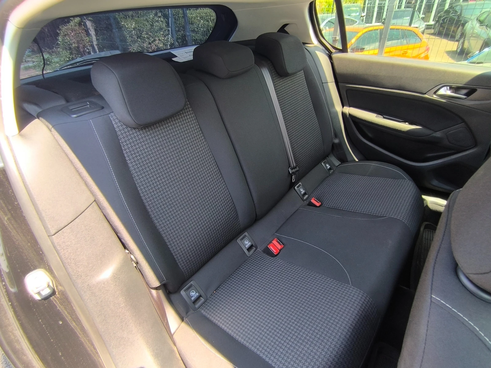 Peugeot 308 1.5 HDI/  | Mobile.bg   13