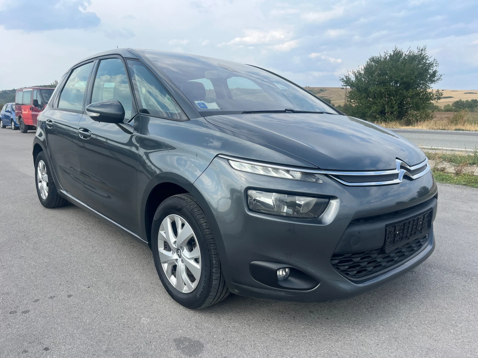 Citroen C4 Picasso 1.6 HDI - изображение 3