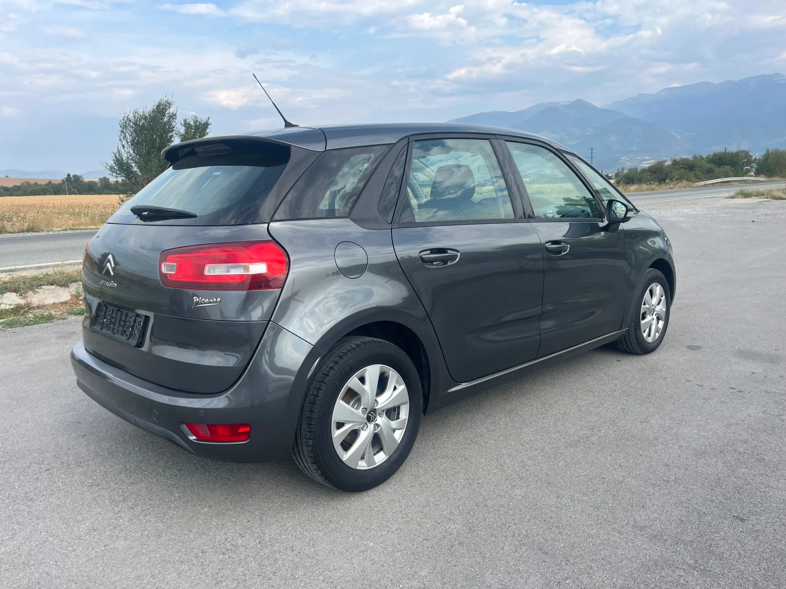 Citroen C4 Picasso 1.6 HDI - изображение 5