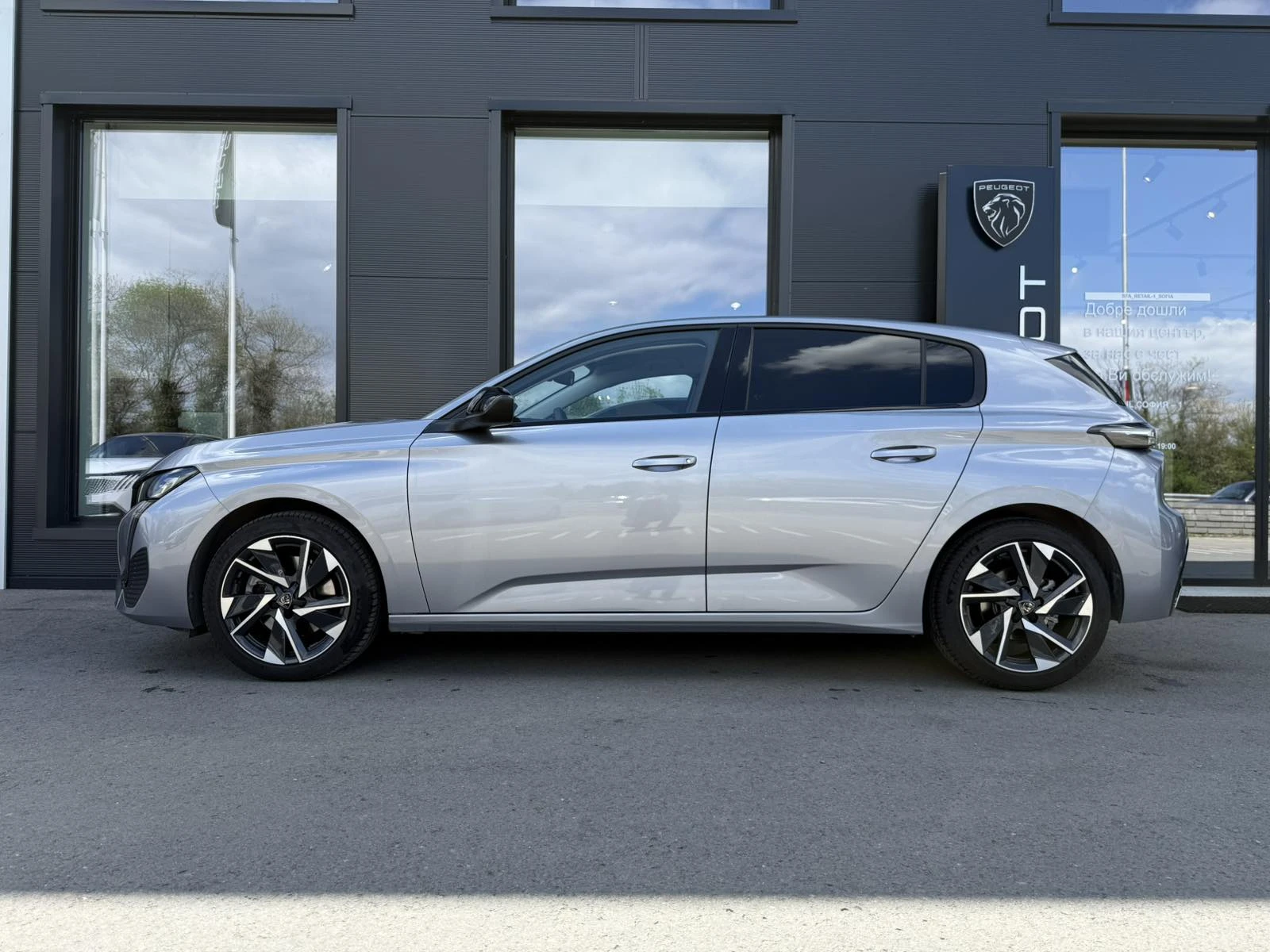 Peugeot 308 ALLURE 1, 5 BlueHDi 130 EAT8 EURO 6.4 - изображение 5
