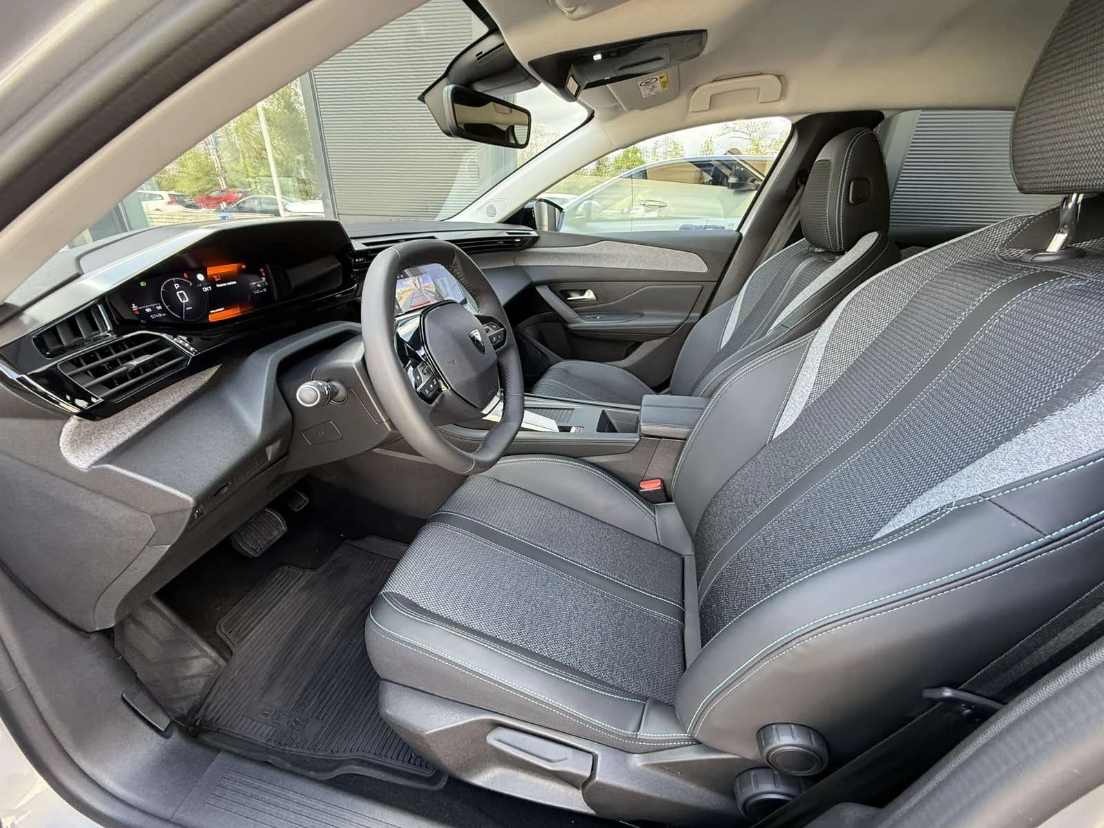 Peugeot 308 ALLURE 1, 5 BlueHDi 130 EAT8 EURO 6.4 - изображение 9