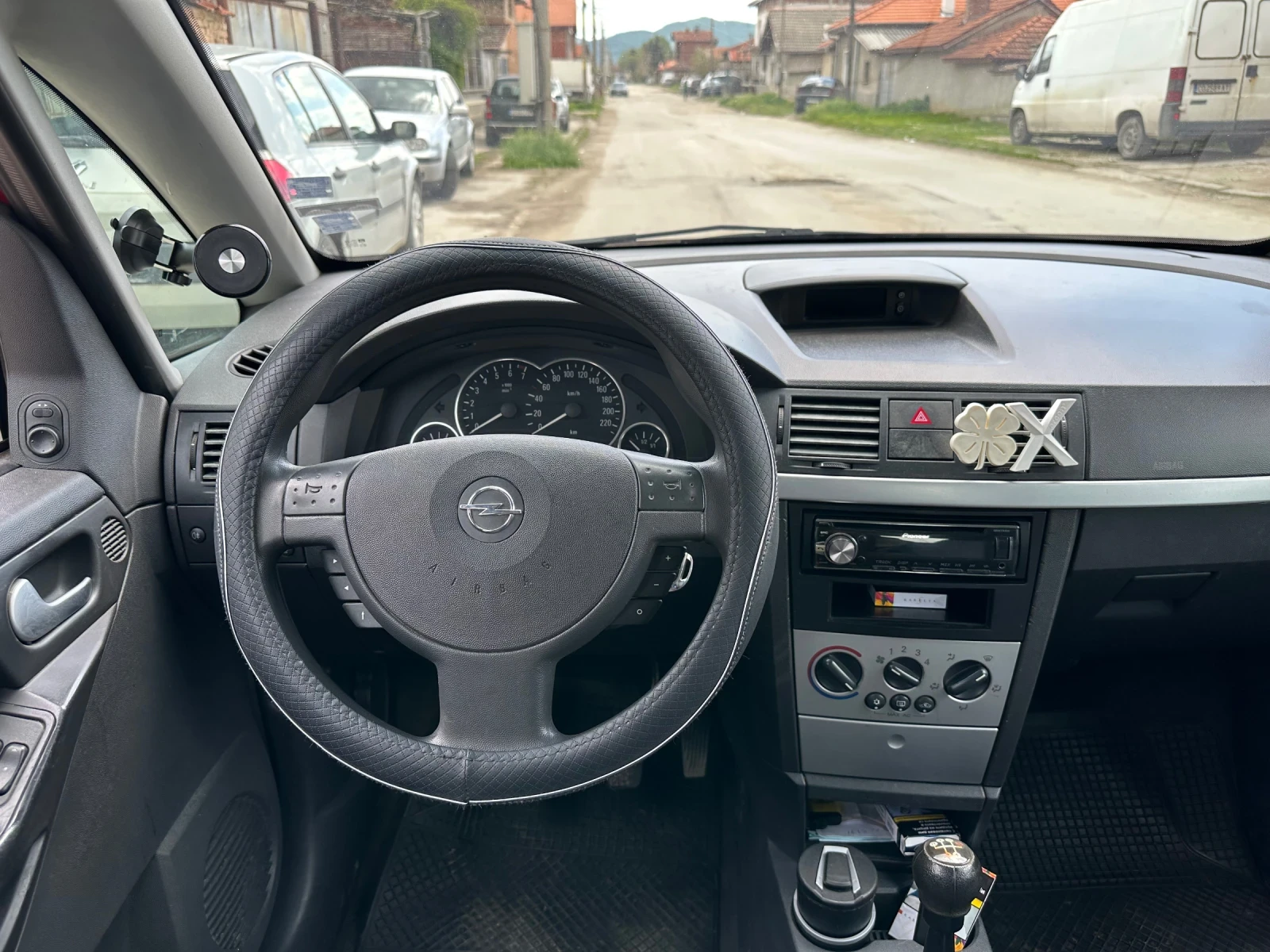 Opel Meriva 1.6 - изображение 8
