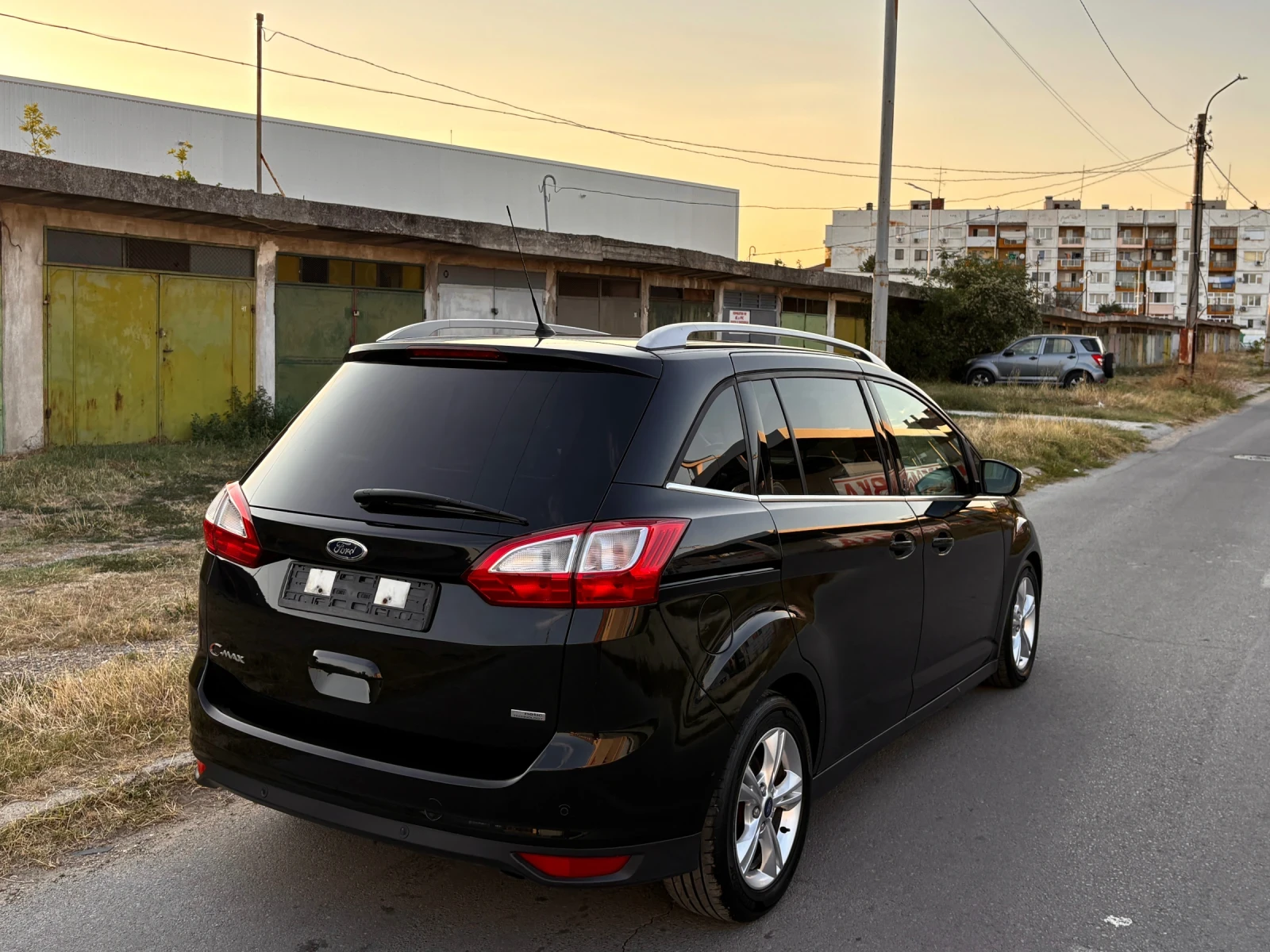 Ford Grand C-Max 1.6i 7места* CHAMPIONS LEAGUE* 142 000км*  - изображение 4