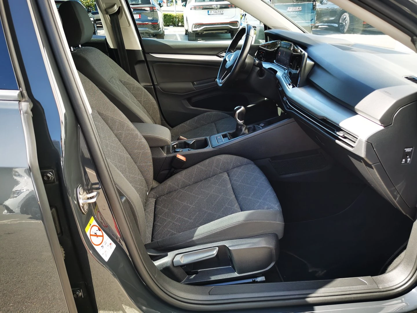 VW Golf 8 Life 2.0 TDI SCR, снимка 6 - Автомобили и джипове - 52844653