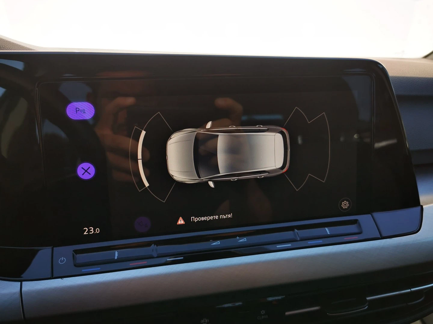 VW Golf 8 Life 2.0 TDI SCR | Mobile.bg   12