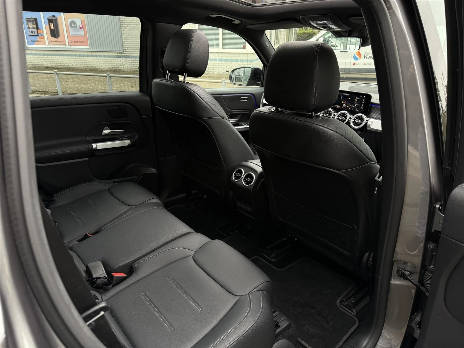 Mercedes-Benz EQB Mercedes-Benz EQB 300 AMG Line - 4-Matic - изображение 7