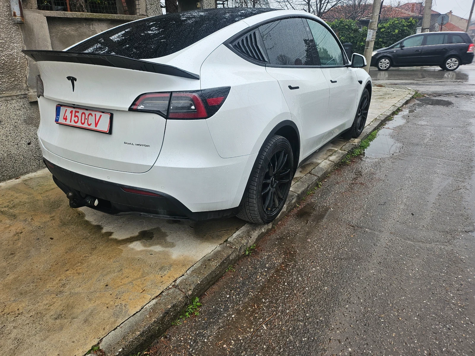 Tesla Model Y LONG RANGE  | Mobile.bg � ����������� 4