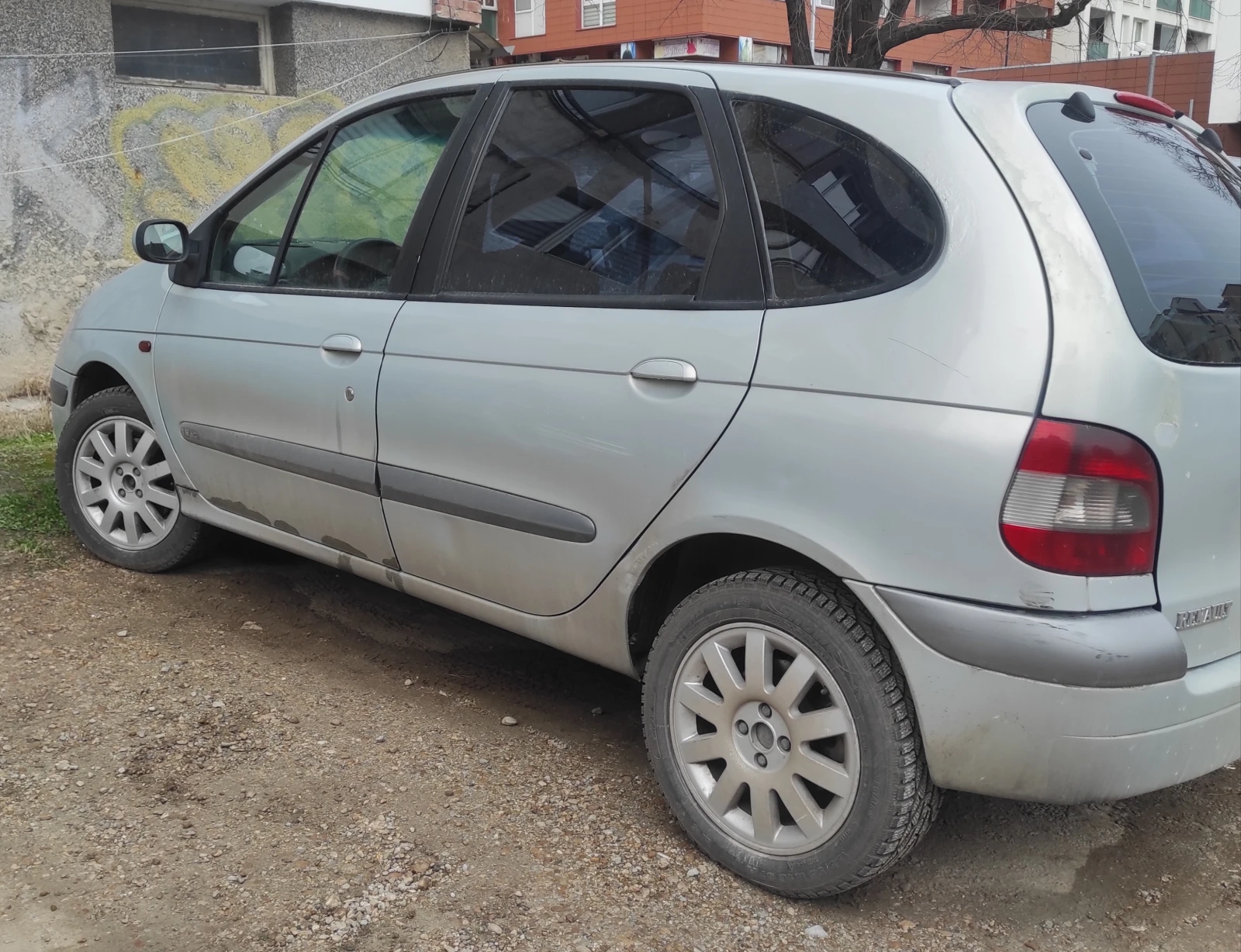 Renault Scenic  - изображение 4