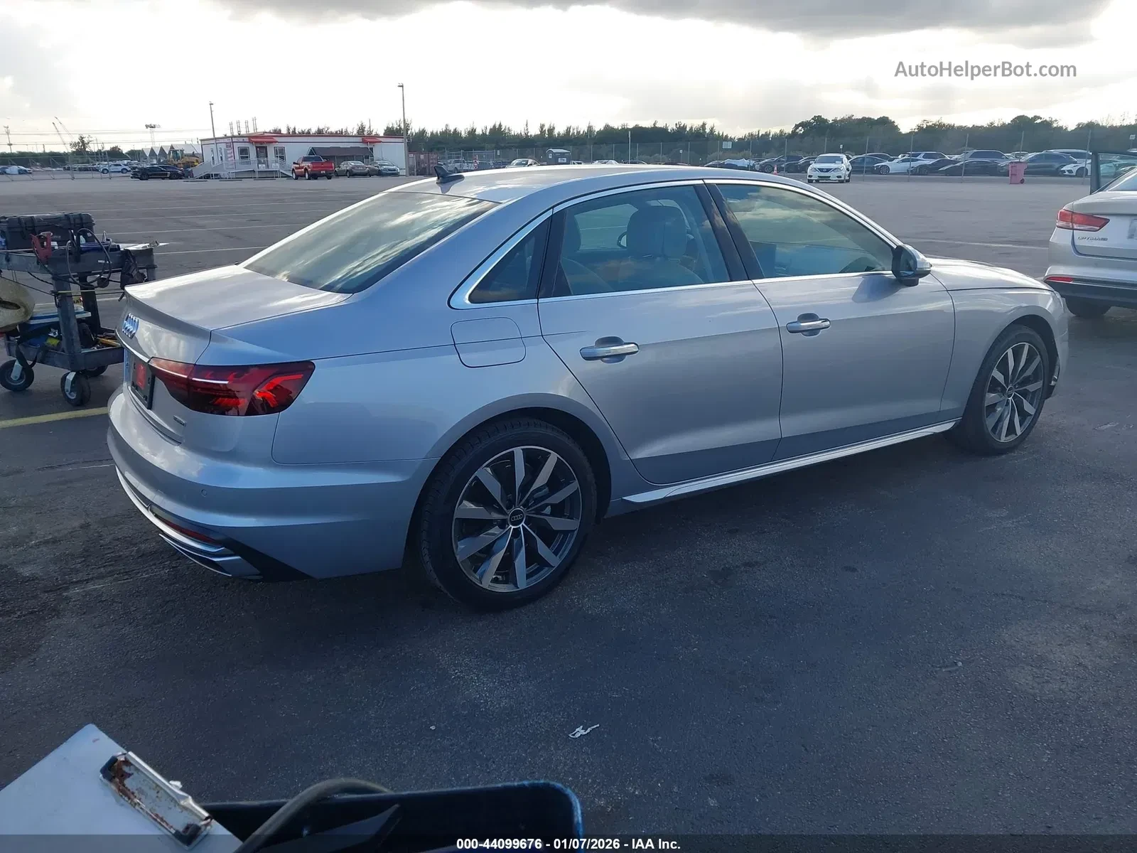 Audi A4 S-Line* Quattro* Premium* 6000км - изображение 6