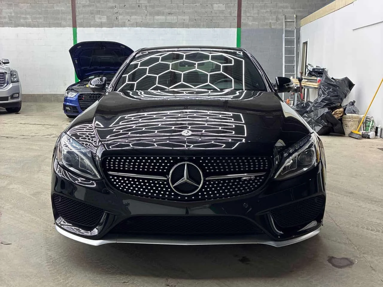 Mercedes-Benz C 43 AMG CARFAX * BURMESTER * PANO * 360 * BLIND SPOT - изображение 6