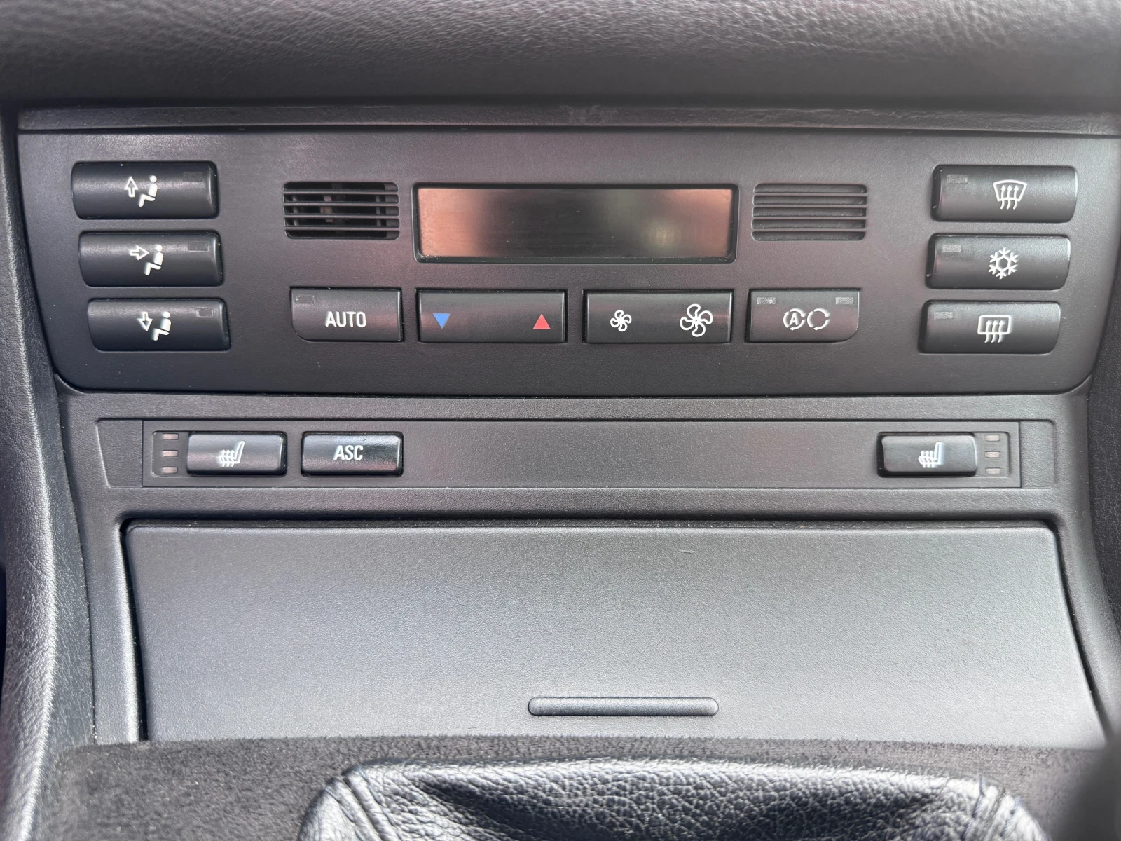 BMW 330 330ci, снимка 3 - Автомобили и джипове - 54176018