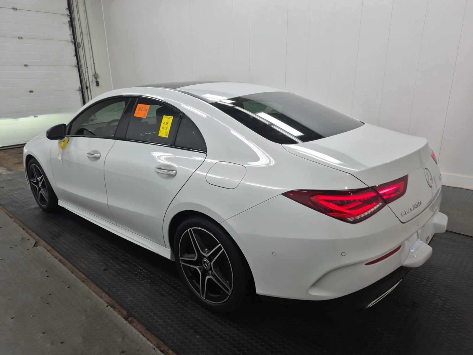 Mercedes-Benz CLA 250 * * CARFAX * * АВТО КРЕДИТ * * , снимка 4 - Автомобили и джипове - 54177689