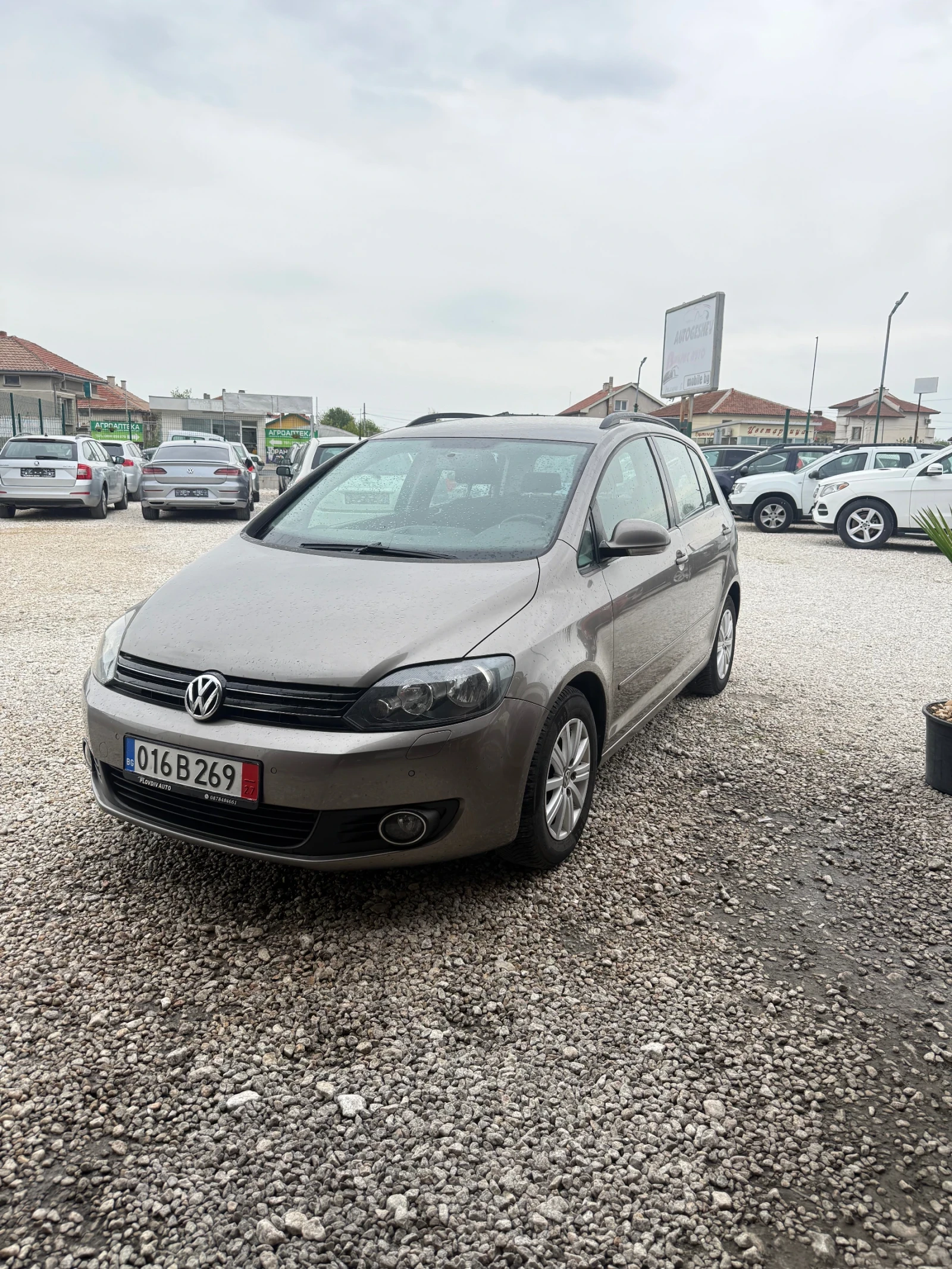VW Golf Plus 1.6TDI, снимка 2 - Автомобили и джипове - 54269207
