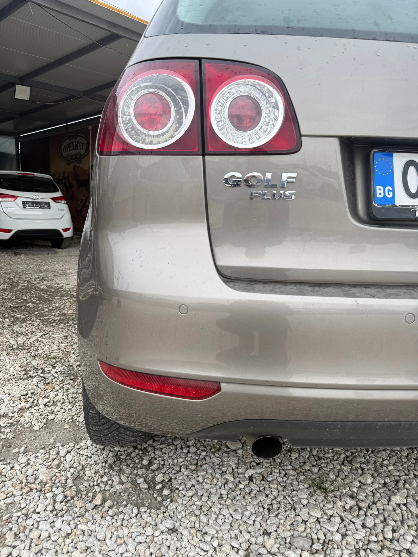 VW Golf Plus 1.6TDI, снимка 4 - Автомобили и джипове - 54269207