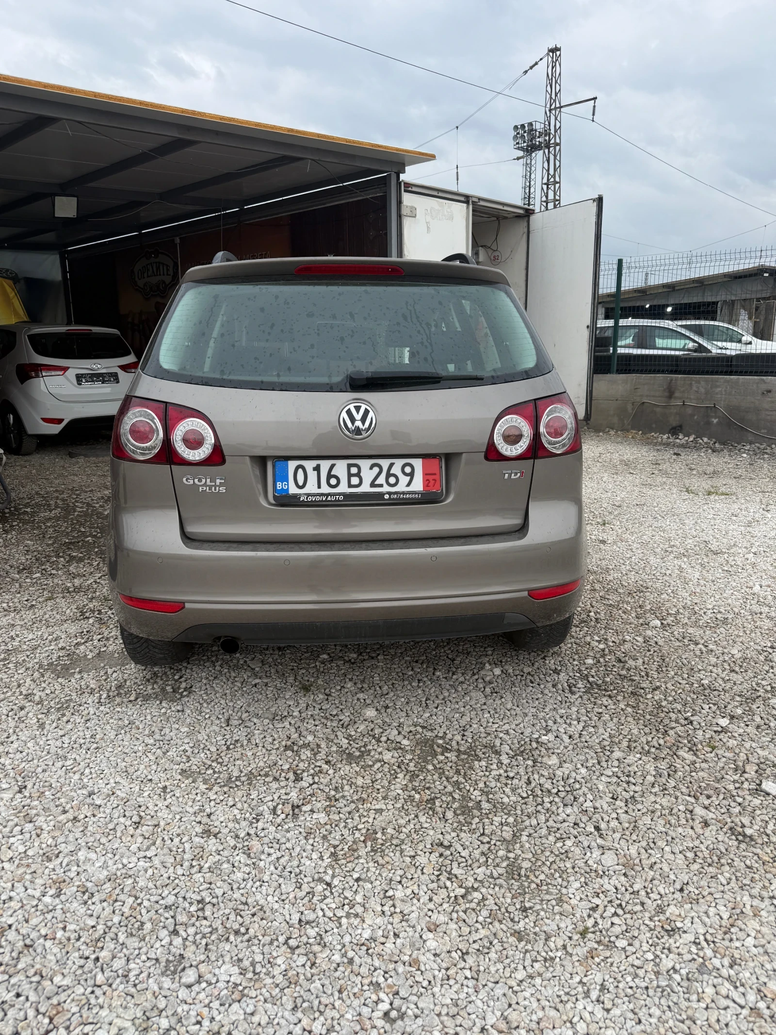 VW Golf Plus 1.6TDI, снимка 3 - Автомобили и джипове - 54269207