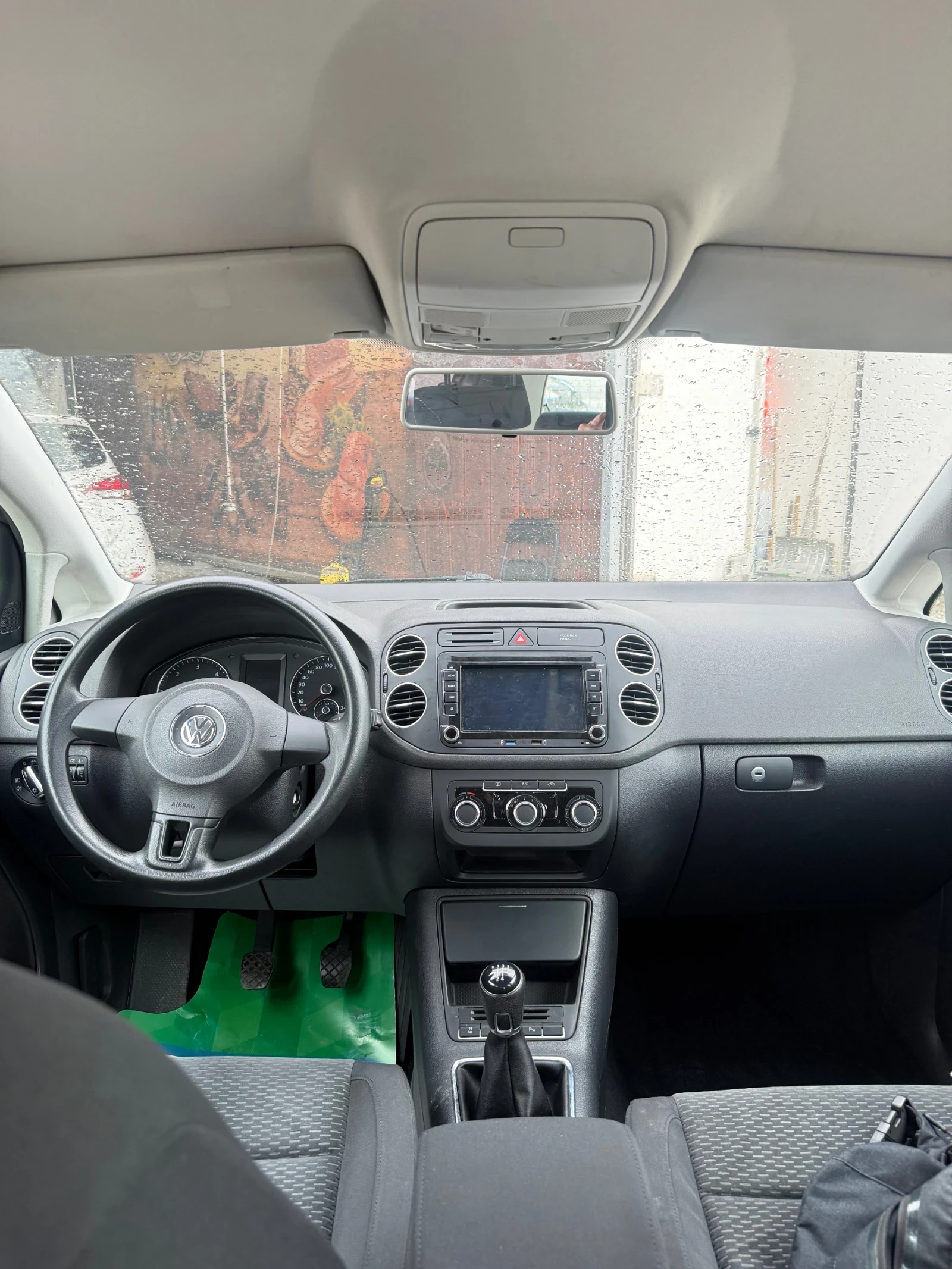 VW Golf Plus 1.6TDI, снимка 7 - Автомобили и джипове - 54269207