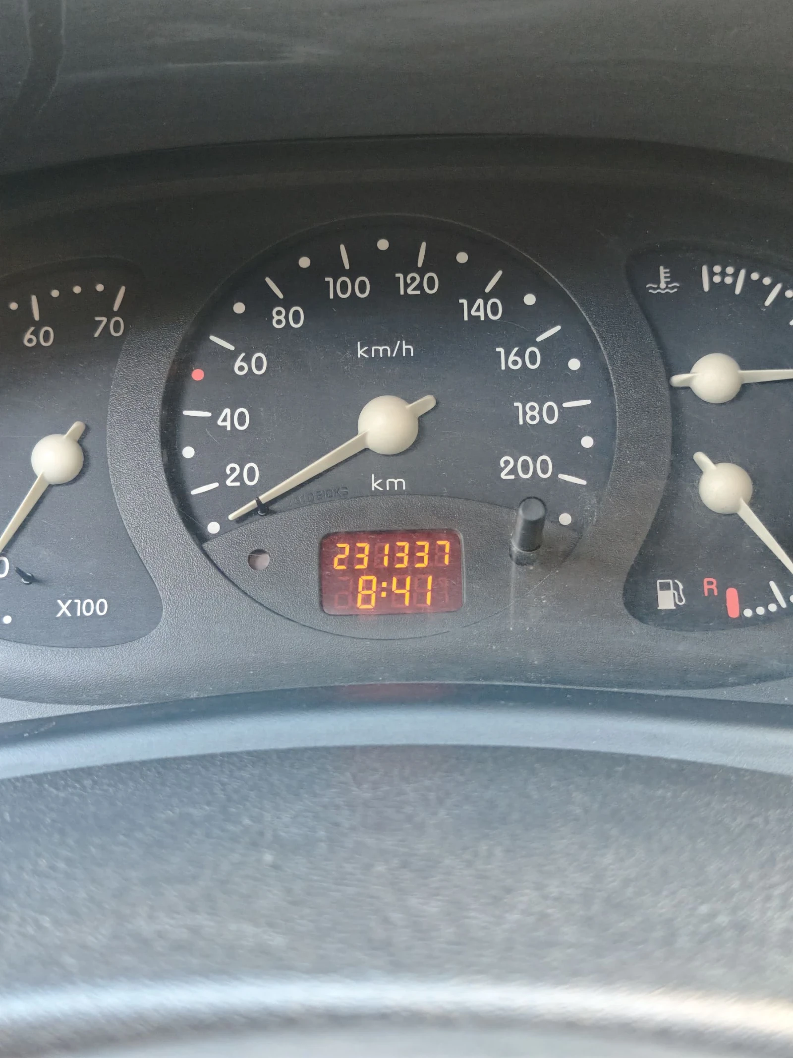 Renault Clio 1.2, снимка 7 - Автомобили и джипове - 54321950