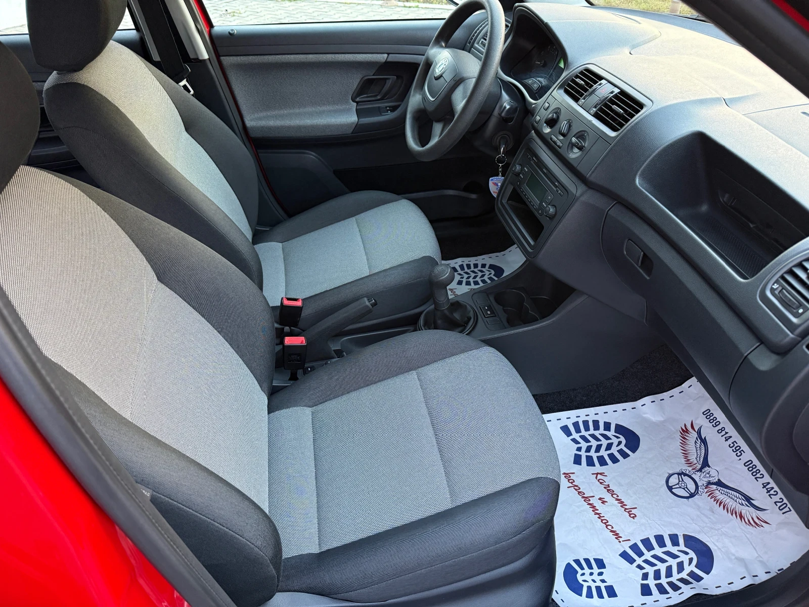 Skoda Fabia * 1.2i* FACE* EURO 5* , снимка 10 - Автомобили и джипове - 54546810