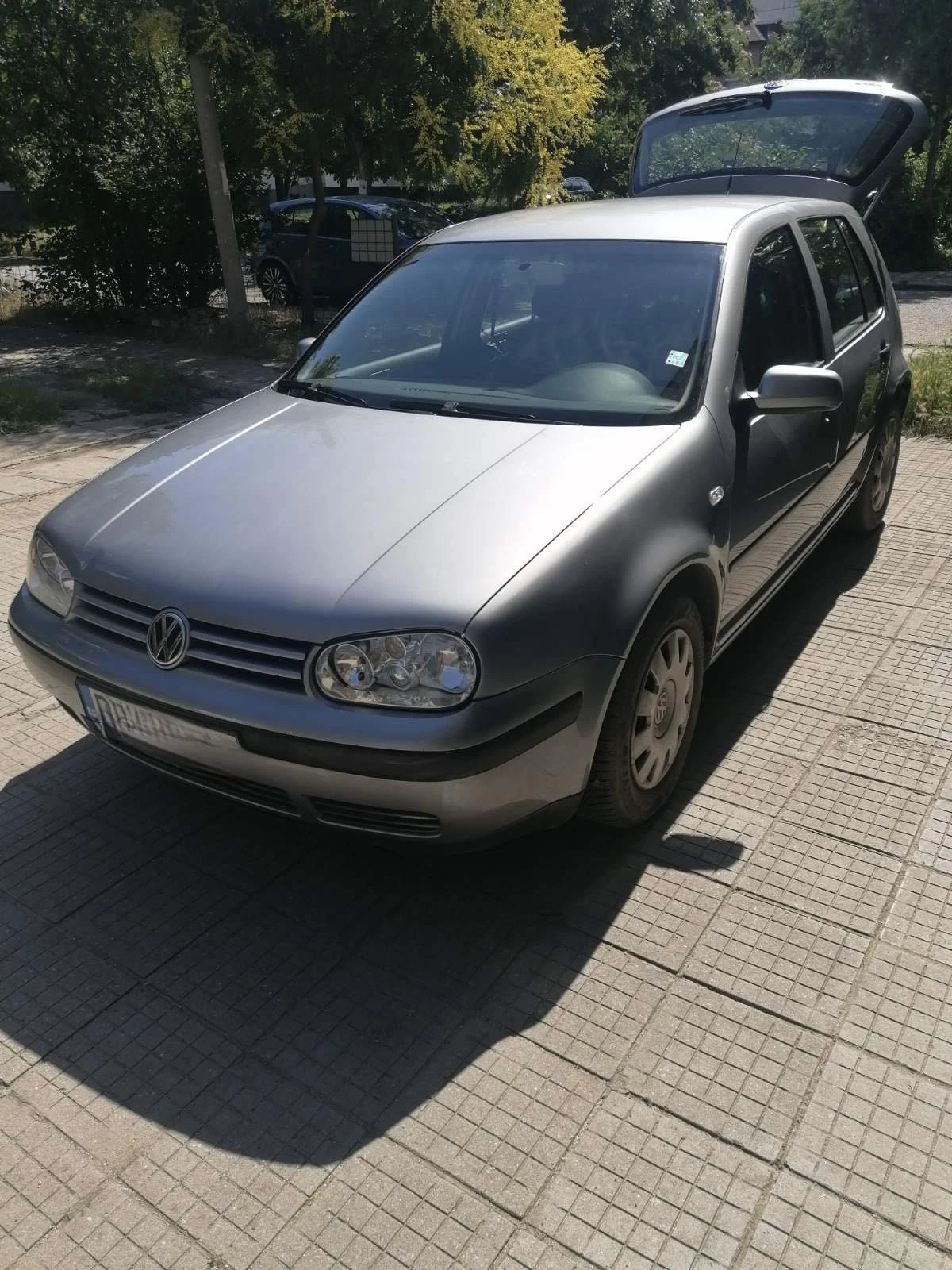 VW Golf