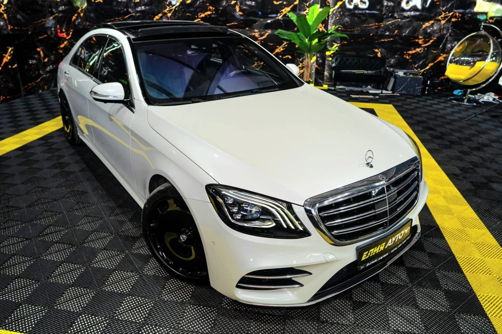 Mercedes-Benz S 560 LONG FACELIFT AMG LINE ПАНО BURM HUD ЛИЗИНГ 100%, снимка 2 - Автомобили и джипове - 54723582