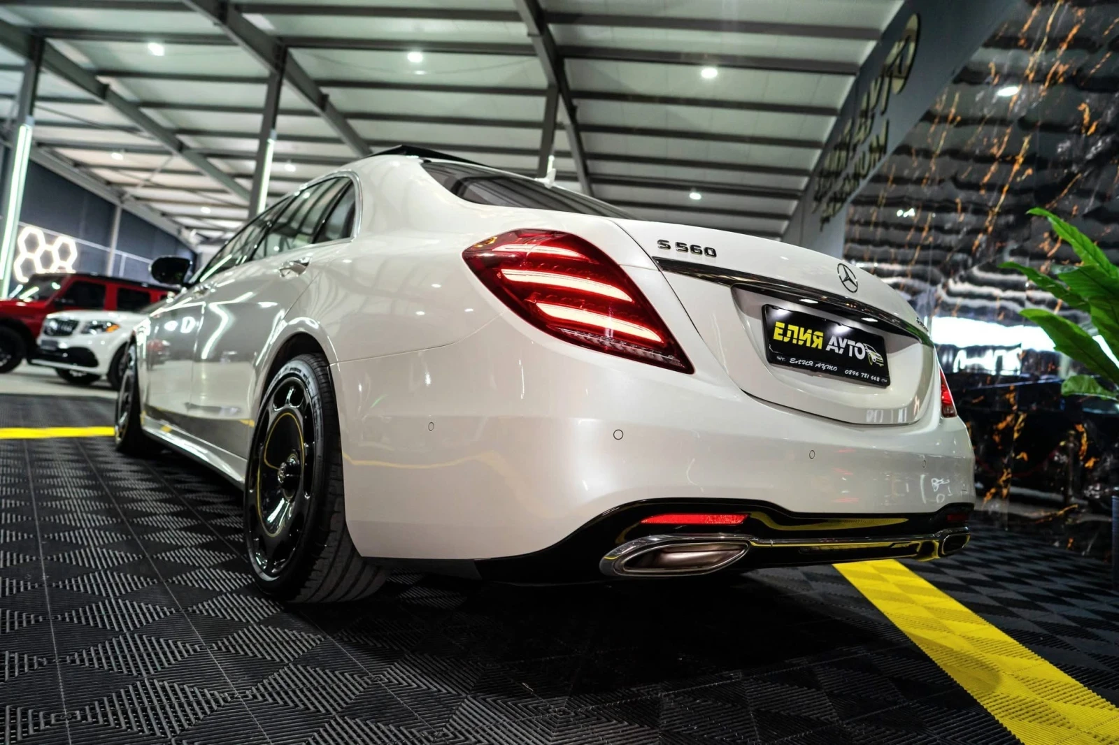 Mercedes-Benz S 560 LONG FACELIFT AMG LINE ПАНО BURM HUD ЛИЗИНГ 100%, снимка 7 - Автомобили и джипове - 54723582