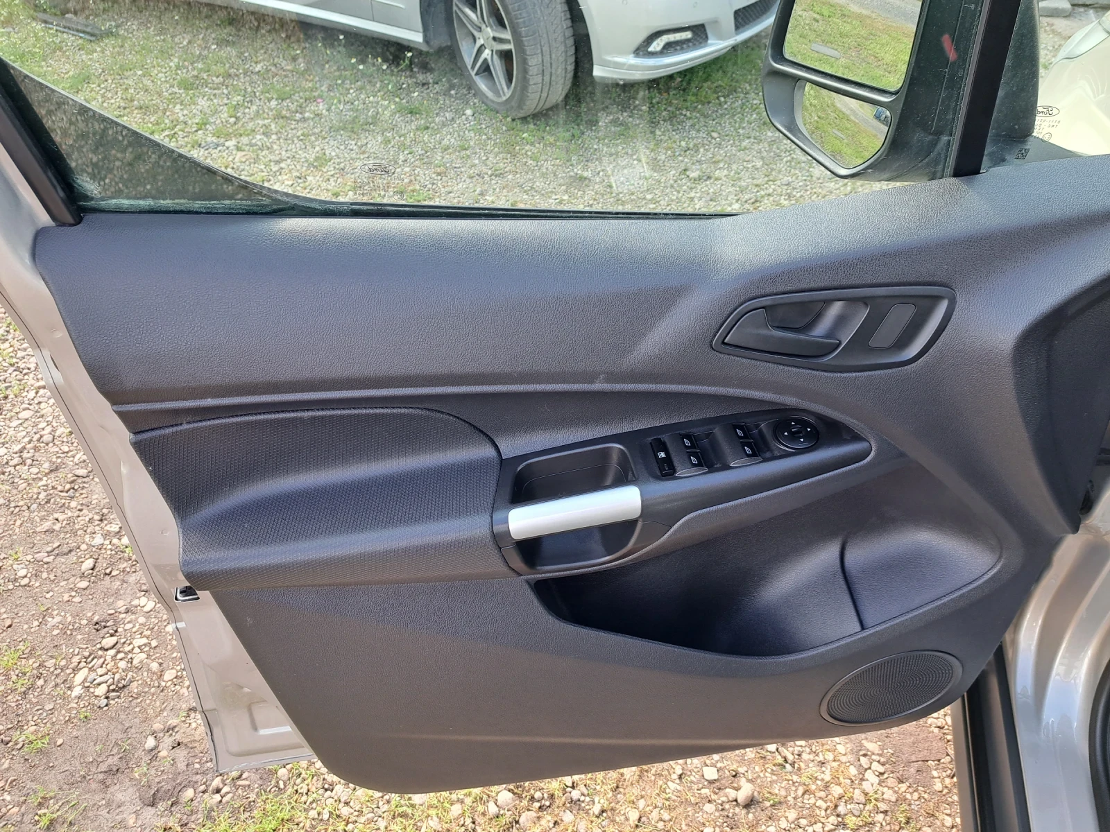Ford Tourneo Connect 1.6 D !!! 126000 km. | Mobile.bg � ����������� 12