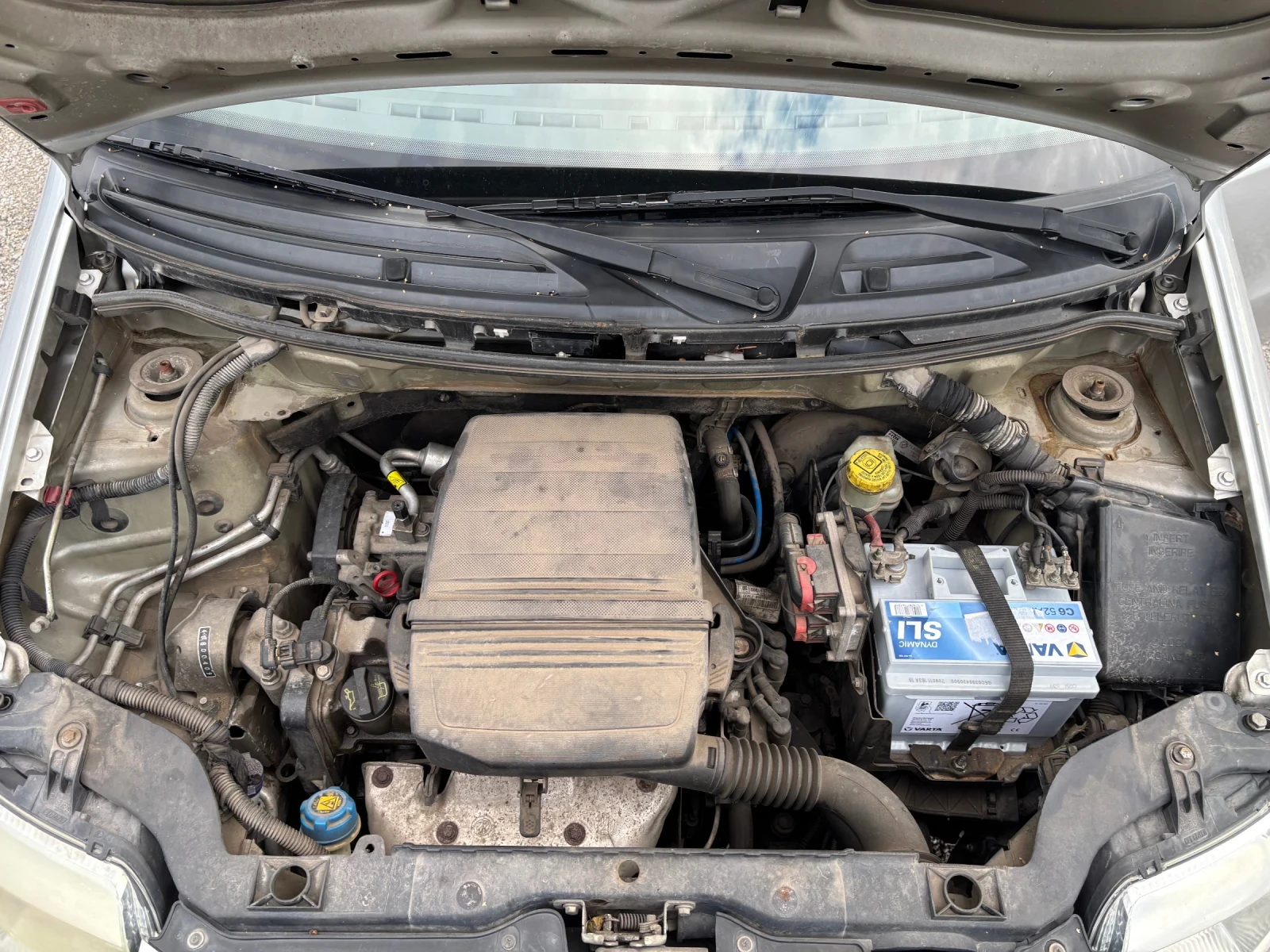 Fiat Panda 1.2 AUT, снимка 15 - Автомобили и джипове - 55305259
