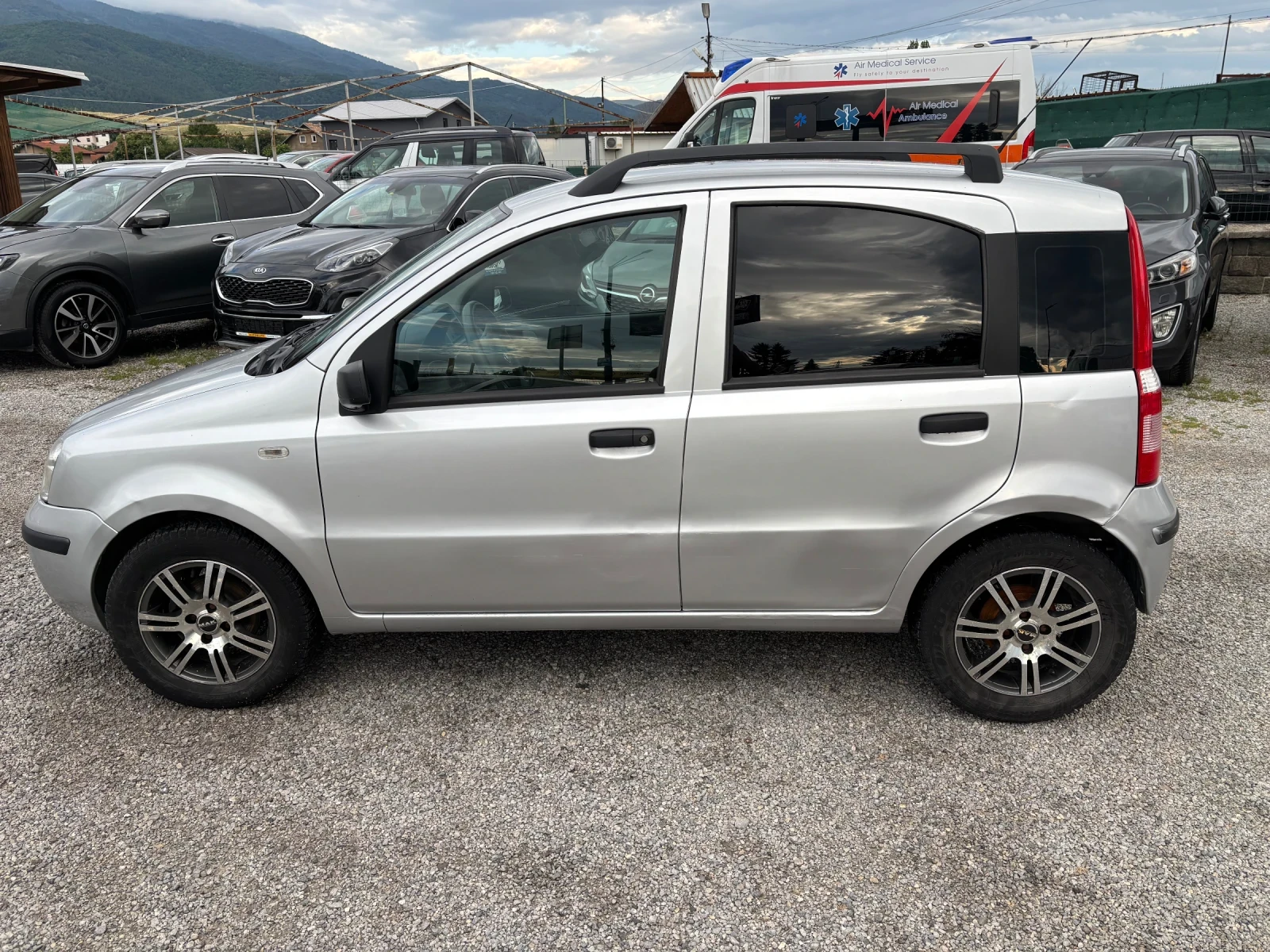 Fiat Panda 1.2 AUT, снимка 5 - Автомобили и джипове - 55305259