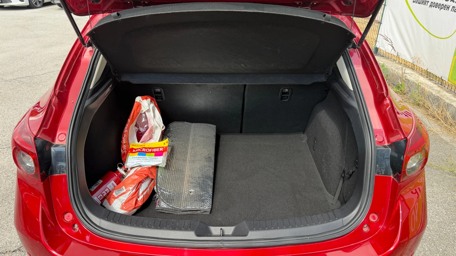 Mazda 3 2.0 Sky Activ от България, снимка 9 - Автомобили и джипове - 55448065
