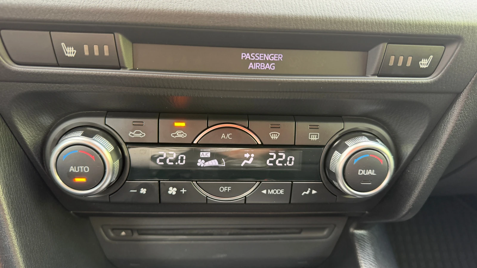 Mazda 3 2.0 Sky Activ от България, снимка 16 - Автомобили и джипове - 55448065