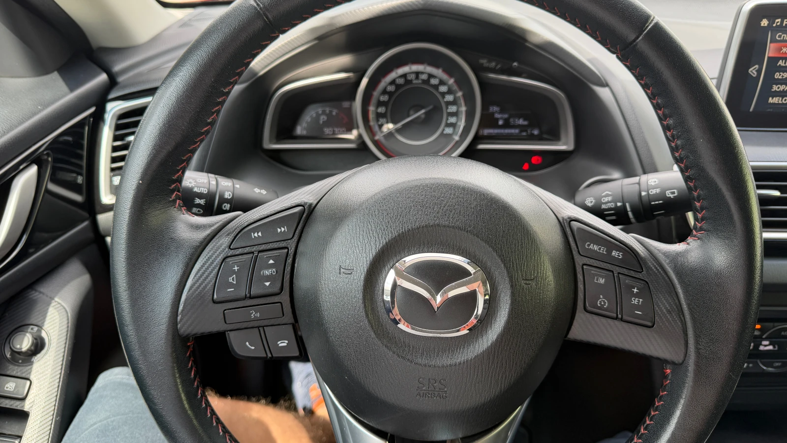Mazda 3 2.0 Sky Activ от България, снимка 15 - Автомобили и джипове - 55448065