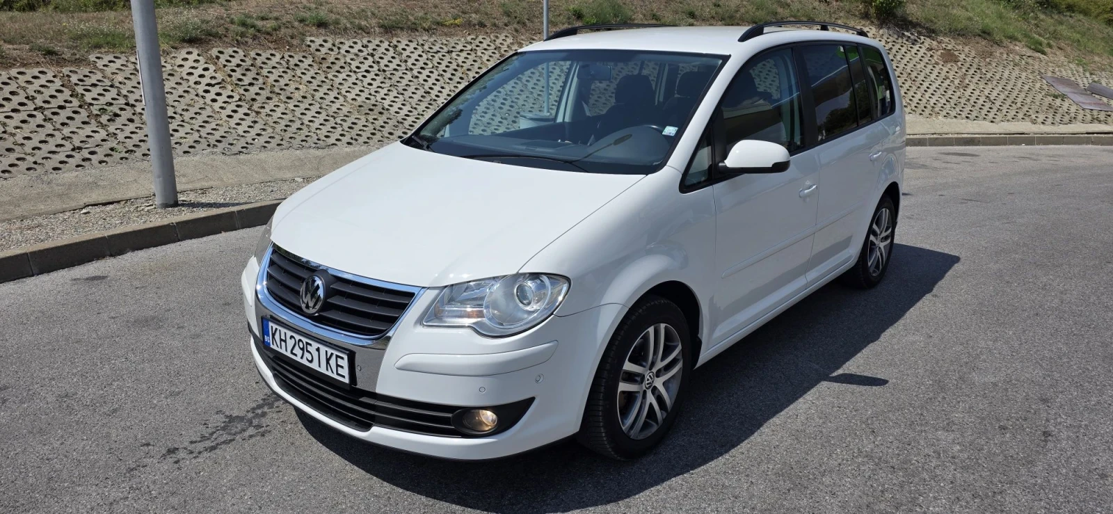 VW Touran 1.6-102 BIFUEL* GAZ* HIGHLINE  | Mobile.bg � ����������� 1