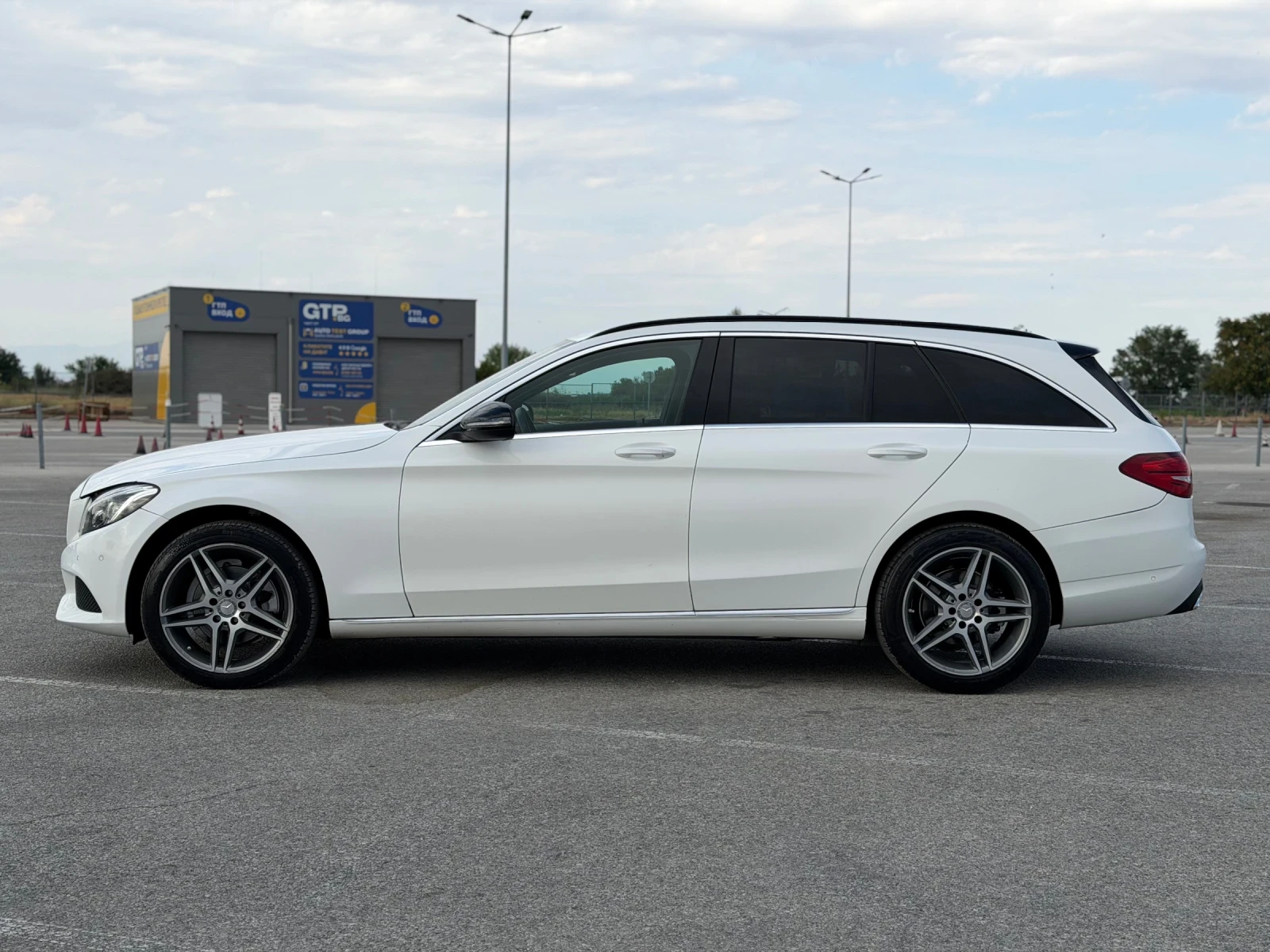 Mercedes-Benz C 220 7 G tronic, снимка 5 - Автомобили и джипове - 55904297