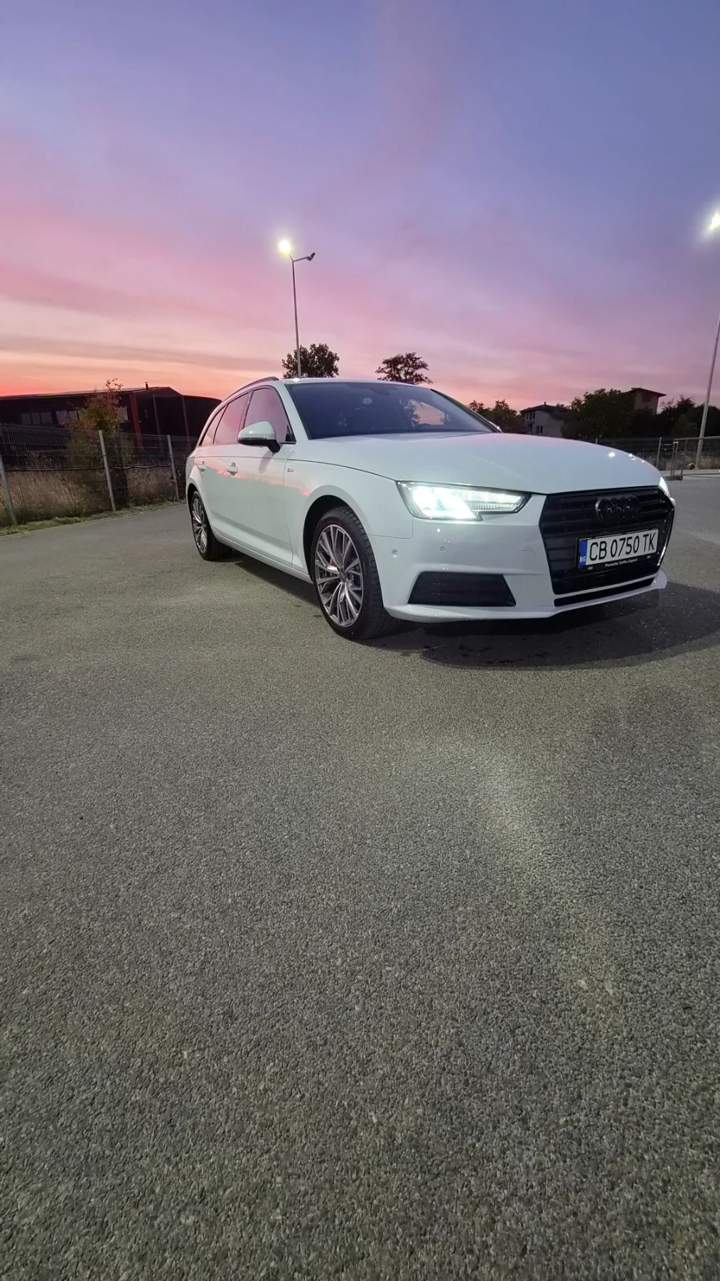 Audi A4 40 TDI, снимка 2 - Автомобили и джипове - 56404624